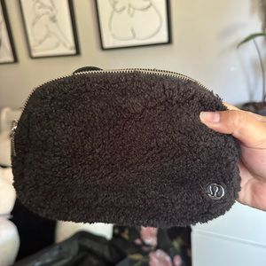 Lululemon Black Sherpa Fanny Pack